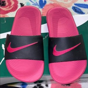 Girls Nike slides